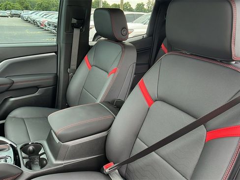 New 2026 Chevrolet Colorado Z71 w/ Technology Package image 15