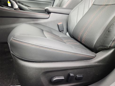 New 2025 Nissan Altima 2.5 SR w/ SR Premium Package image 11