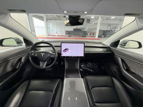 Used 2019 Tesla Model 3 Mid Range image 23