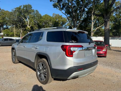 Used 2020 GMC Acadia SLT FWD image 3