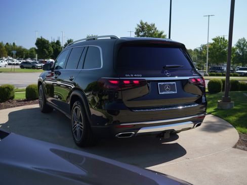 New 2025 Mercedes-Benz GLS 450 4MATIC image 5