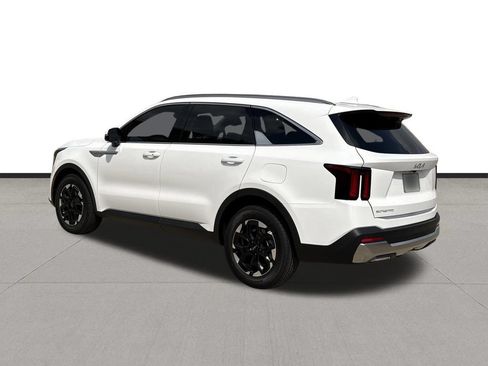 Used 2026 Kia Sorento S w/ S Panoramic Sunroof Package FWD image 7