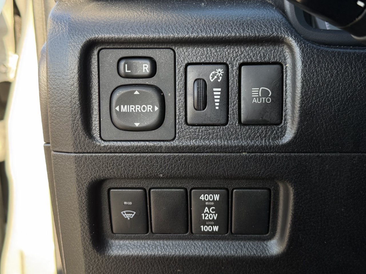 Used 2021 Toyota 4Runner SR5 Premium w/ Moonroof Package AWD/4WD image 21