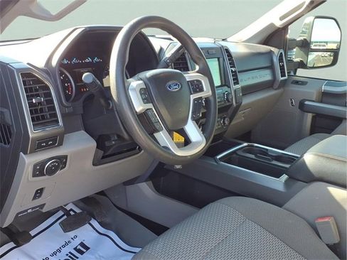 Used 2019 Ford F250 XLT w/ XLT Premium Package image 8