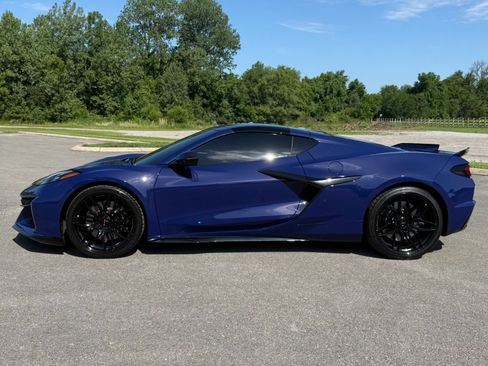 Used 2026 Chevrolet Corvette Z06 RWD image 7