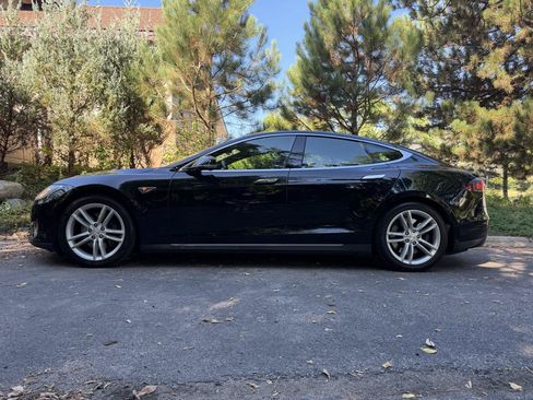 Used 2015 Tesla Model S 85D AWD/4WD image 3