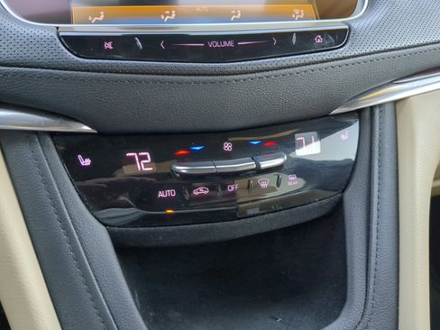 Used 2019 Cadillac XT5 Luxury image 27