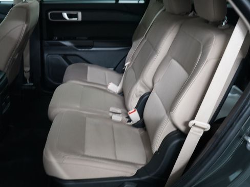 Certified 2022 Ford Explorer 4WD image 21
