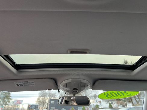 Used 2008 Mercedes-Benz E 350 4MATIC Sedan image 26