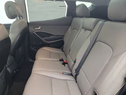 Used 2018 Hyundai Santa Fe Sport image 18