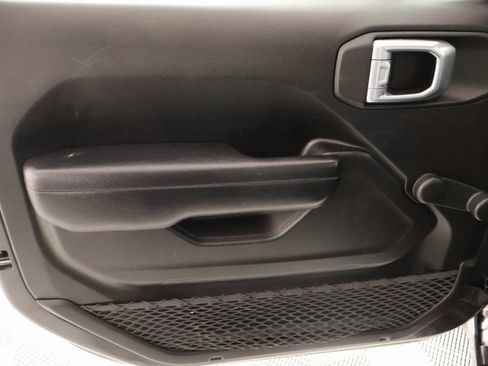 Used 2024 Jeep Gladiator Sport image 14