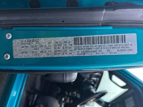 Used 2019 Jeep Wrangler Sport image 34