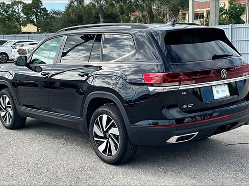 New 2026 Volkswagen Atlas SE FWD image 7