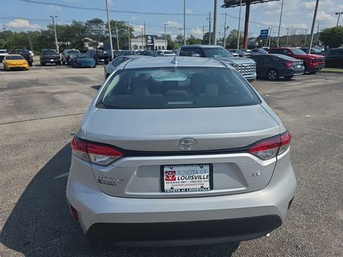 Certified 2026 Toyota Corolla LE FWD image 5