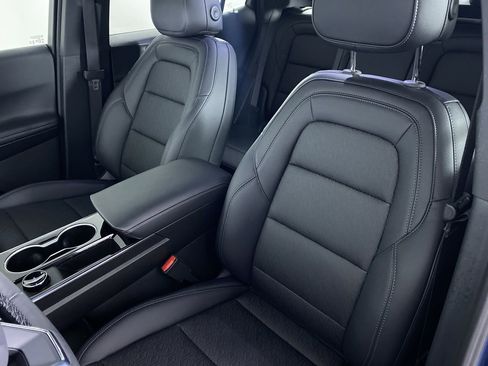 Used 2026 Chevrolet Equinox LT w/ Convenience Package II image 11