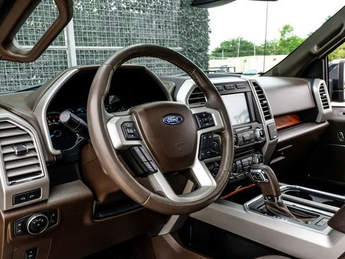 Used 2017 Ford F150 King Ranch w/ Equipment Group 601A Luxury AWD/4WD image 15