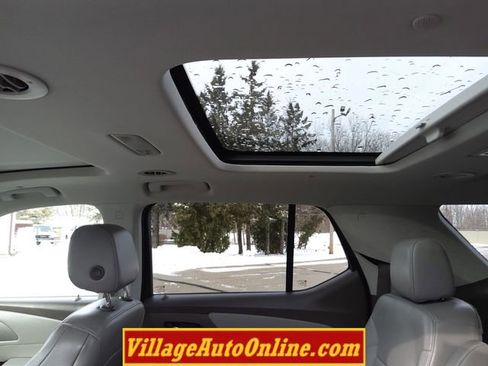 Used 2019 Chevrolet Traverse LT w/ LT Premium Package image 28