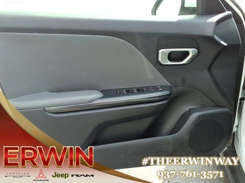 Used 2025 Kia K4 FWD image 10