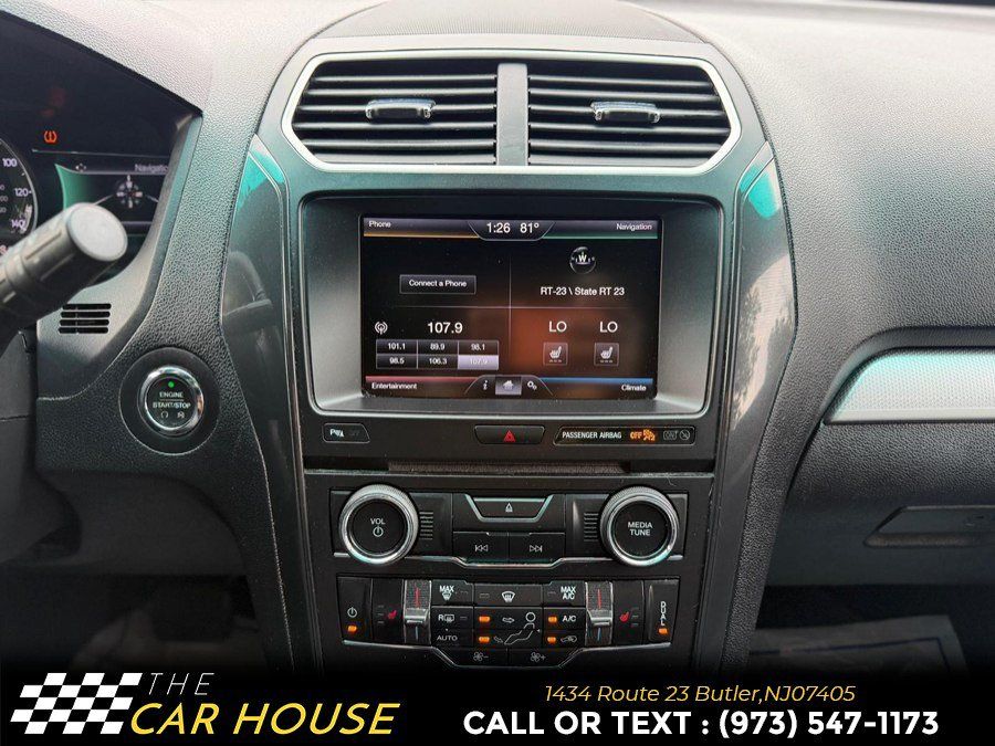 Used 2016 Ford Explorer XLT w/ Equipment Group 202A AWD/4WD image 30