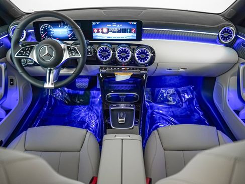 New 2026 Mercedes-Benz CLA 250 image 12