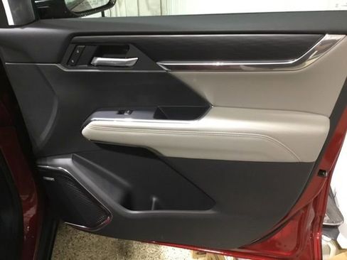 New 2026 GMC Acadia Elevation w/ Elevation Premium Package FWD image 53