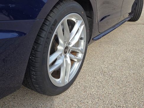 Used 2022 Audi A4 2.0T Premium Plus image 13