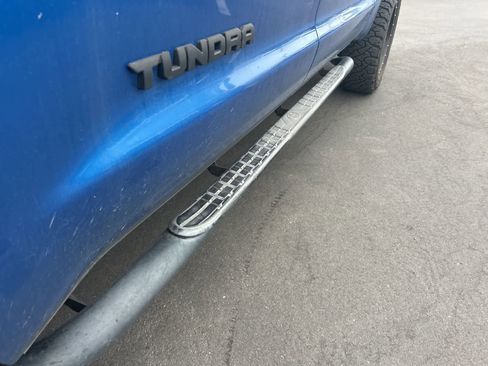 Used 2017 Toyota Tundra SR5 w/ SR5 Upgrade Package image 12