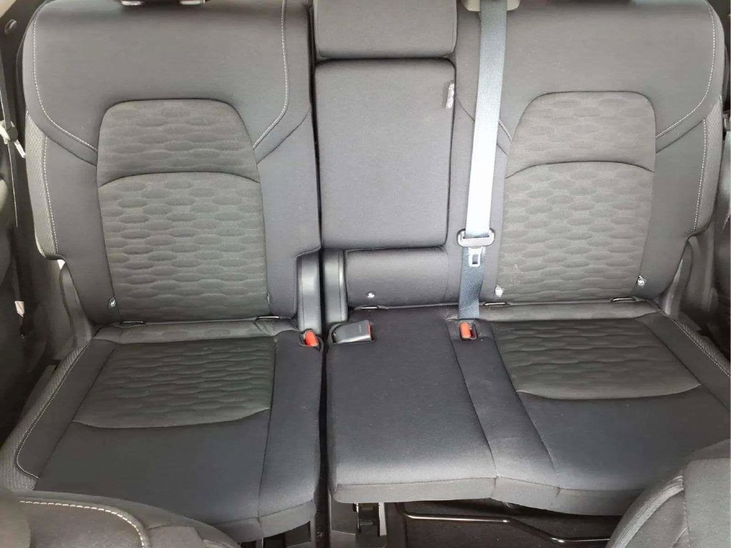 Certified 2026 Nissan Pathfinder SV FWD image 18