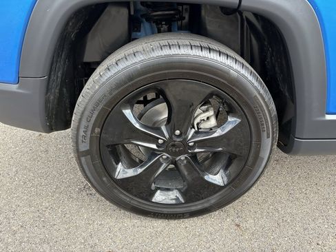 Used 2019 Jeep Compass Altitude image 15