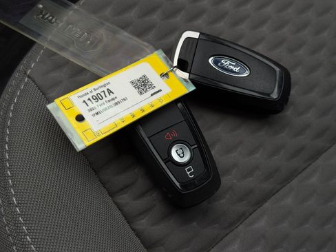 Used 2020 Ford Escape SE Sport image 10