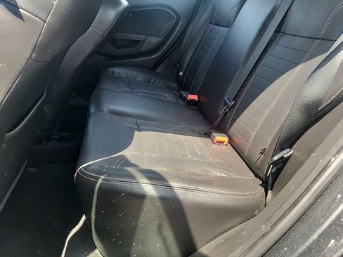 Used 2016 Ford Fiesta Titanium FWD image 6