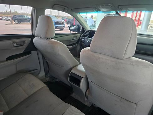 Used 2017 Toyota Camry LE image 15