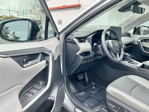 Certified 2024 Toyota RAV4 XLE Premium image 9