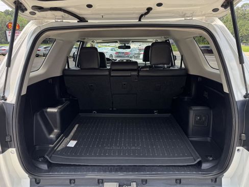 Used 2019 Toyota 4Runner Limited AWD/4WD image 13
