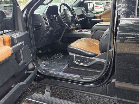 Used 2016 Ford F150 Limited AWD/4WD image 13