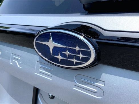 Certified 2025 Subaru Forester Limited AWD/4WD image 32