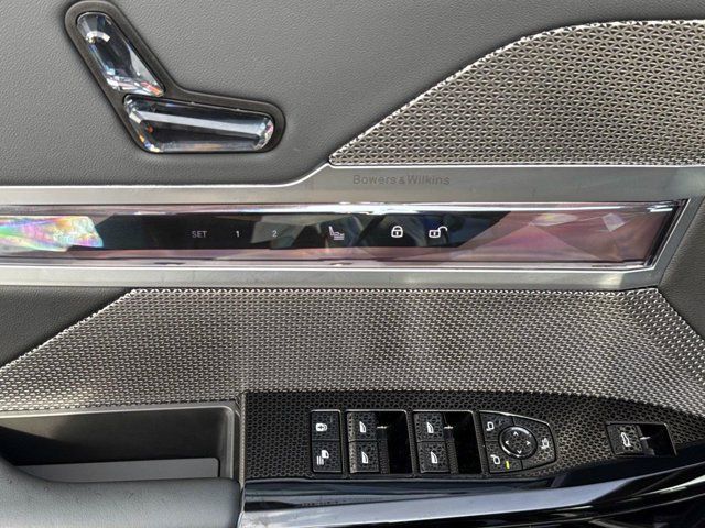 Certified 2023 BMW i7 xDrive60 AWD/4WD image 17