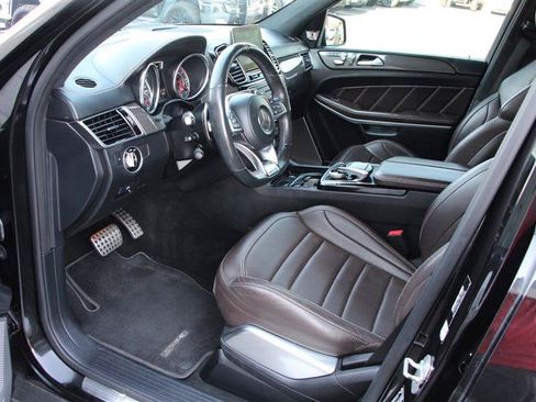 Used 2017 Mercedes-Benz GLS 63 AMG 4MATIC w/ AMG Night Styling Package image 9