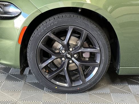 Used 2019 Dodge Charger SXT w/ Plus Group RWD image 43