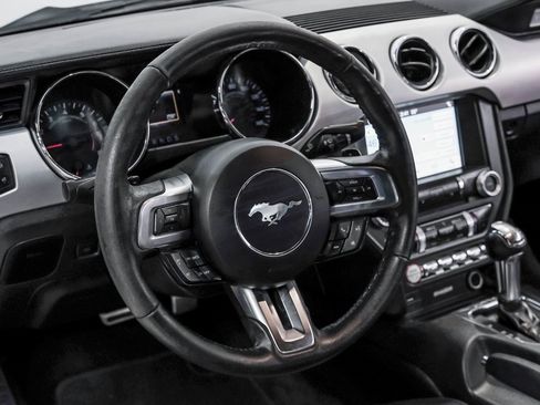 Used 2017 Ford Mustang Premium image 19