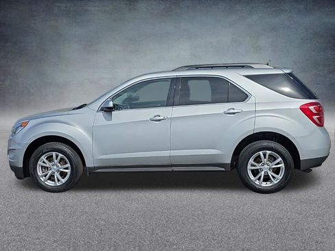 Used 2017 Chevrolet Equinox LT w/ Convenience Package FWD image 2