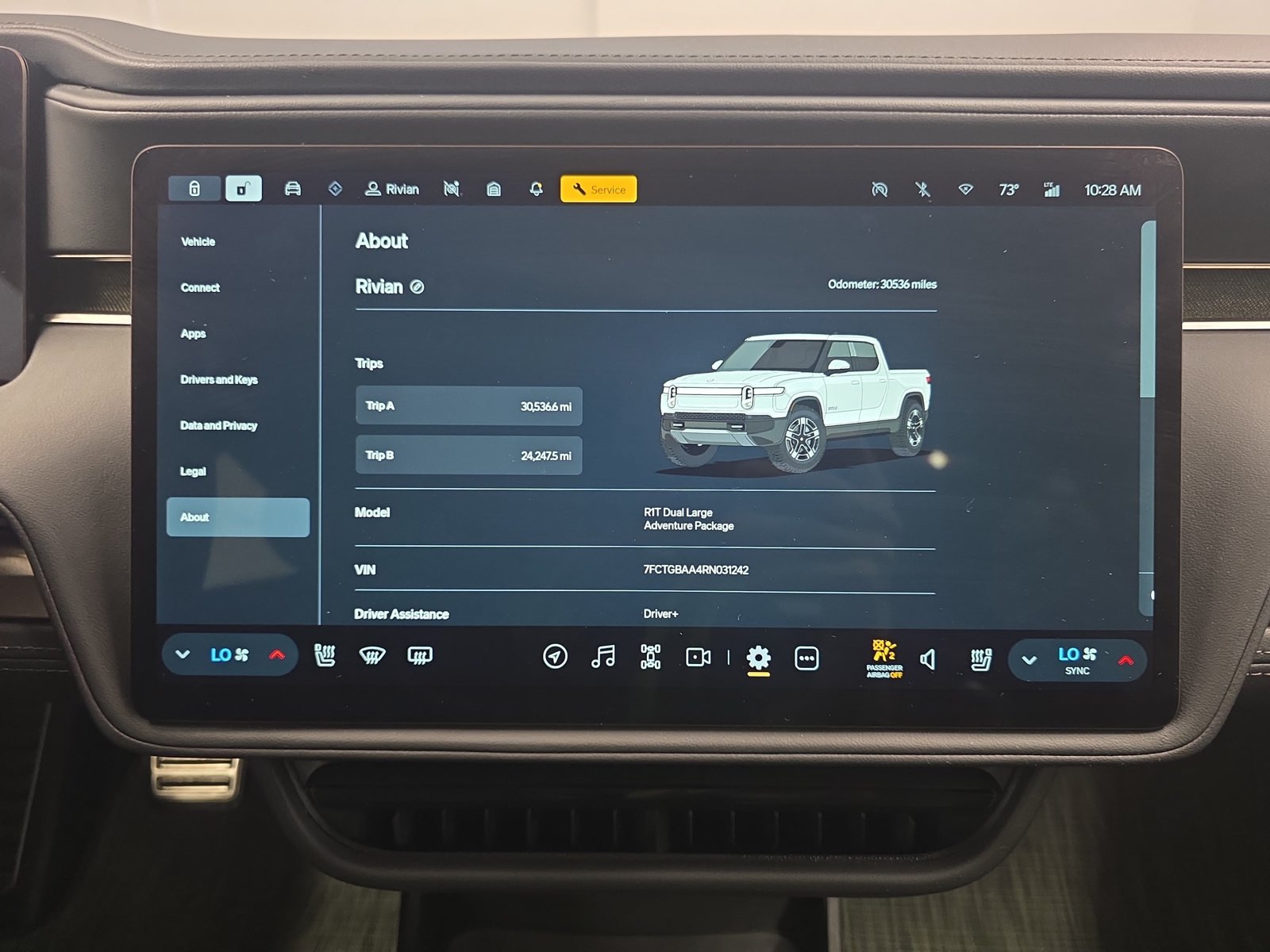 Used 2024 Rivian R1T Adventure Dual AWD/4WD image 27