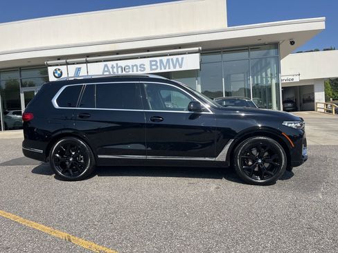 Used 2022 BMW X7 xDrive40i w/ Cold Weather Package AWD/4WD image 9