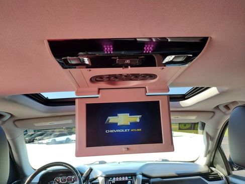 Used 2018 Chevrolet Tahoe Premier AWD/4WD image 15