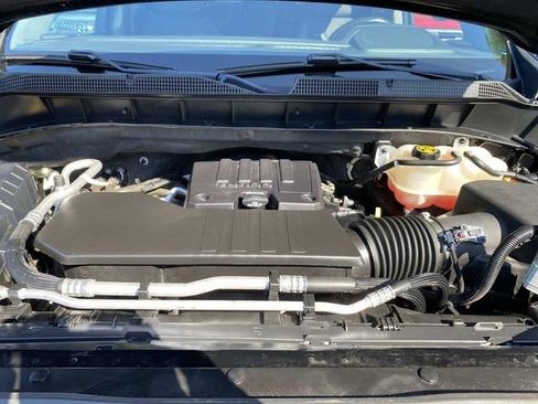 Used 2023 Chevrolet Silverado 1500 LT w/ Protection Package AWD/4WD image 32