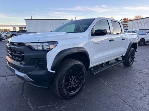 Certified 2023 Chevrolet Colorado Trail Boss w/ Technology Package image 5