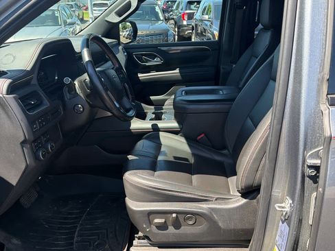 Used 2022 Chevrolet Tahoe RST AWD/4WD image 12
