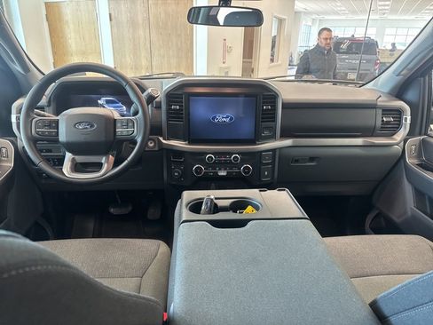 Used 2025 Ford F150 XLT w/ Equipment Group 301A Standard image 14