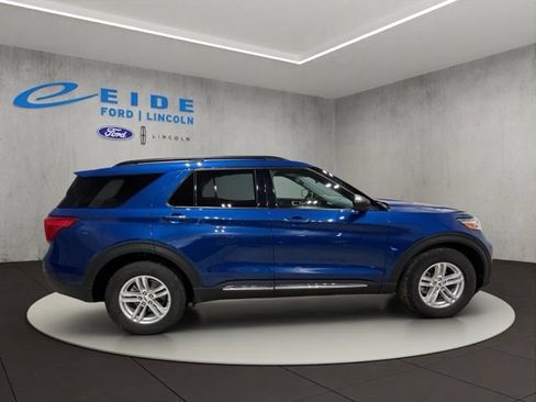 Used 2022 Ford Explorer XLT w/ Equipment Group 202A AWD/4WD image 7
