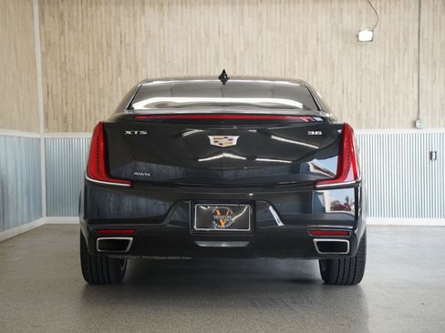 Used 2018 Cadillac XTS Luxury AWD/4WD image 8